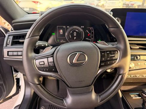 Used 2023 Lexus ES 300h w/ Accessory Package (Z1) FWD image 15