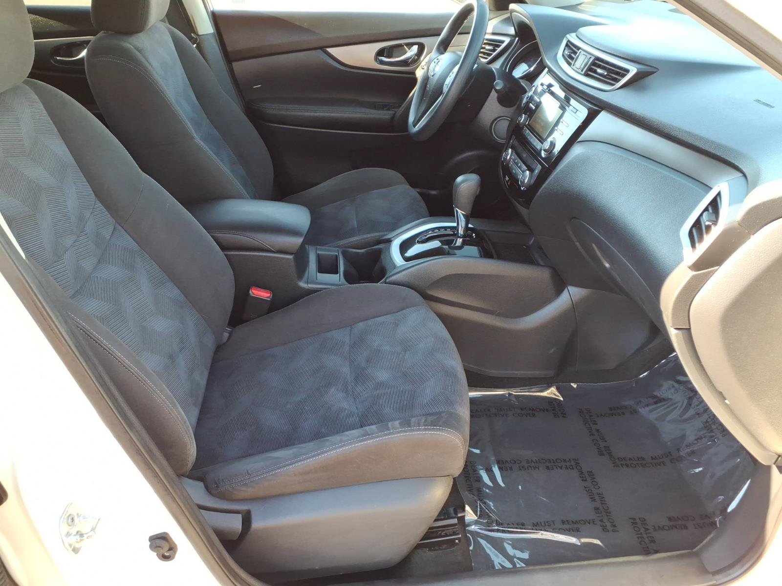 Used 2015 Nissan Rogue SV AWD/4WD image 12