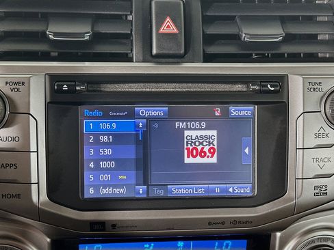 Used 2016 Toyota 4Runner Limited image 19