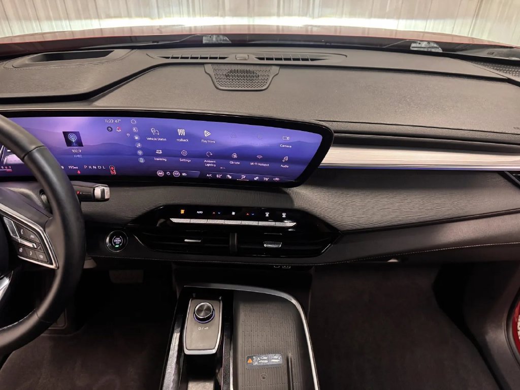 Used 2026 Buick Enclave Preferred w/ Power Package FWD image 30