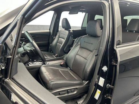 Used 2022 Honda Pilot Black Edition image 10