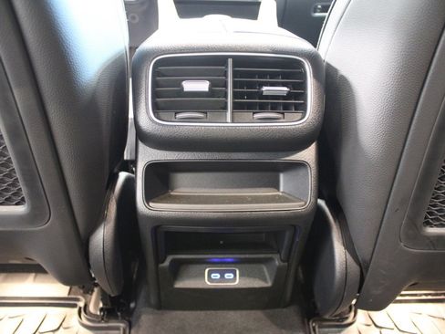 Certified 2025 Mercedes-Benz GLE 350 4MATIC image 21