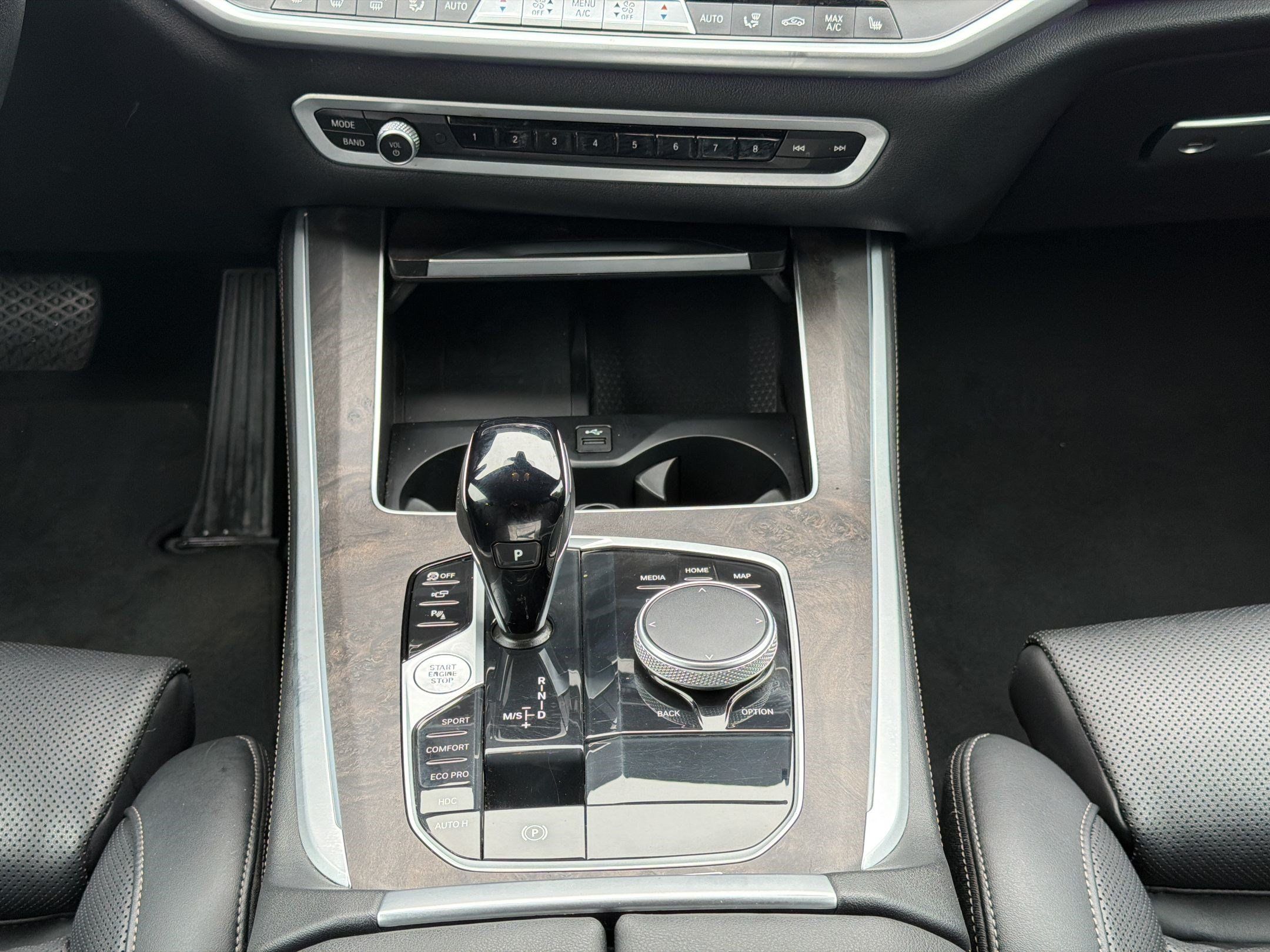 Used 2023 BMW X5 xDrive40i w/ Premium Package AWD/4WD image 19