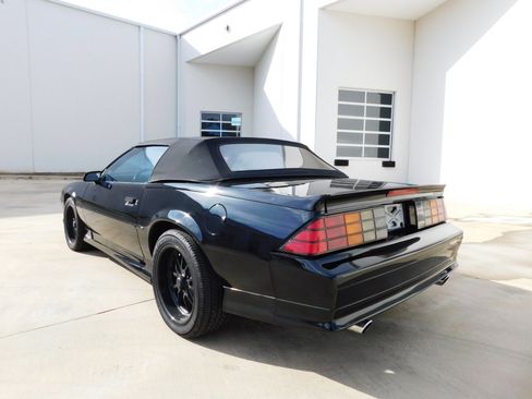 Used 1992 Chevrolet Camaro RS image 8