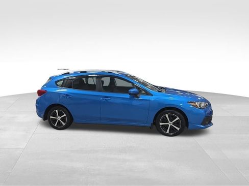 Used 2022 Subaru Impreza Premium image 6