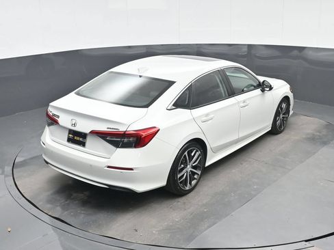 Used 2022 Honda Civic Touring image 21