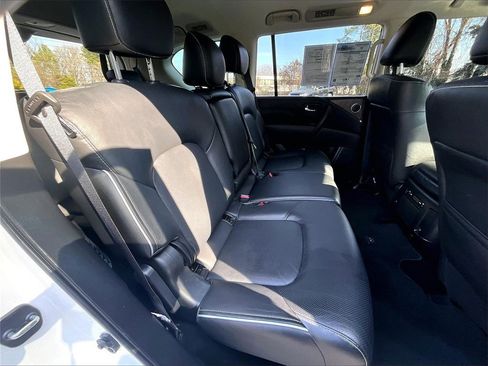 Used 2023 INFINITI QX80 Premium Select w/ Cargo Package image 16