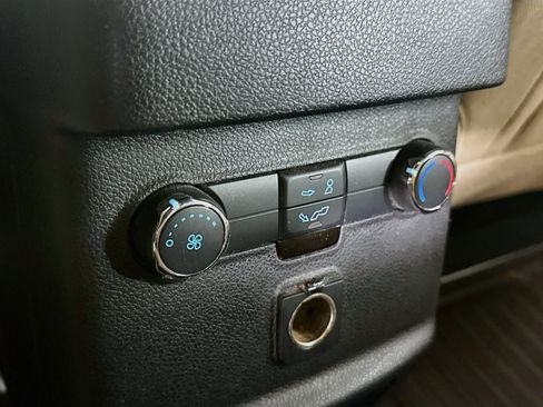 Used 2017 Ford Explorer FWD image 26