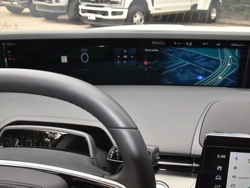 New 2026 Lincoln Nautilus Premier AWD/4WD image 26