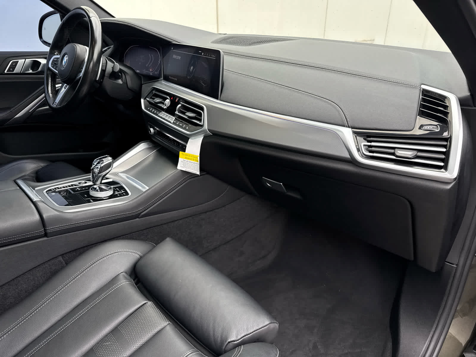 Used 2022 BMW X6 xDrive40i w/ Executive Package AWD/4WD image 12