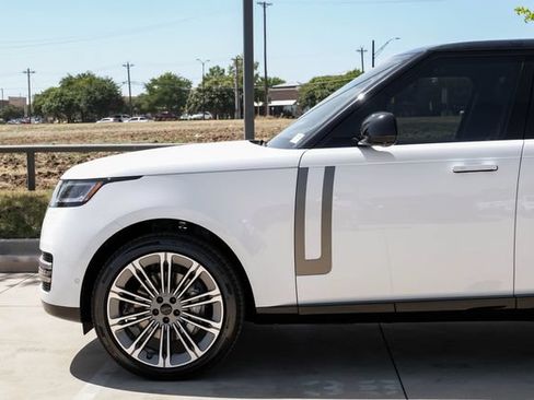 New 2026 Land Rover Range Rover SE AWD/4WD image 15