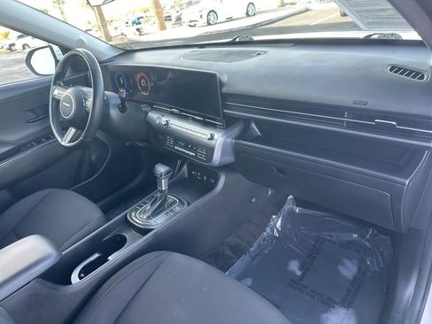 Used 2025 Hyundai Kona SEL image 20