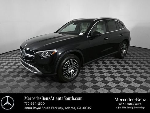 Certified 2024 Mercedes-Benz GLC 300 GLC 300 image 1