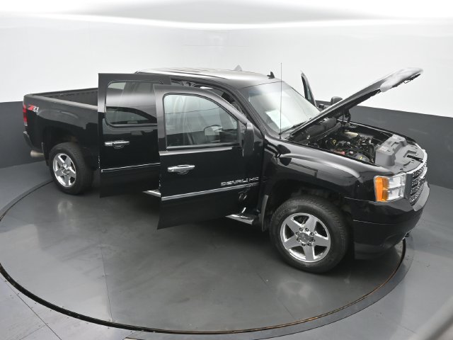 Used 2014 GMC Sierra 2500 Denali w/ Snow Plow Prep Package AWD/4WD image 62