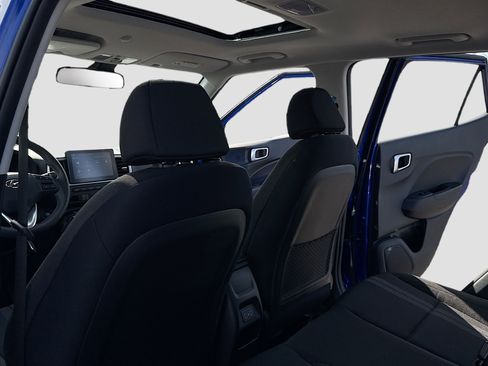New 2026 Hyundai Venue SEL FWD image 6
