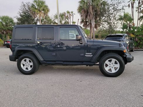 Used 2017 Jeep Wrangler Unlimited Sport w/ Quick Order Package 24S image 3