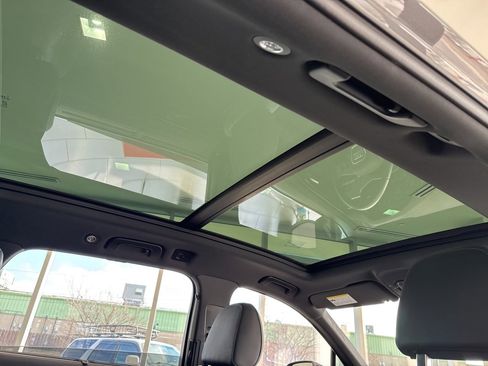 Used 2025 Audi Q7 3.0T Premium Plus image 45