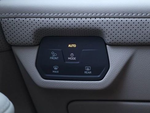 New 2026 Volkswagen Atlas SEL Premium R-Line image 24