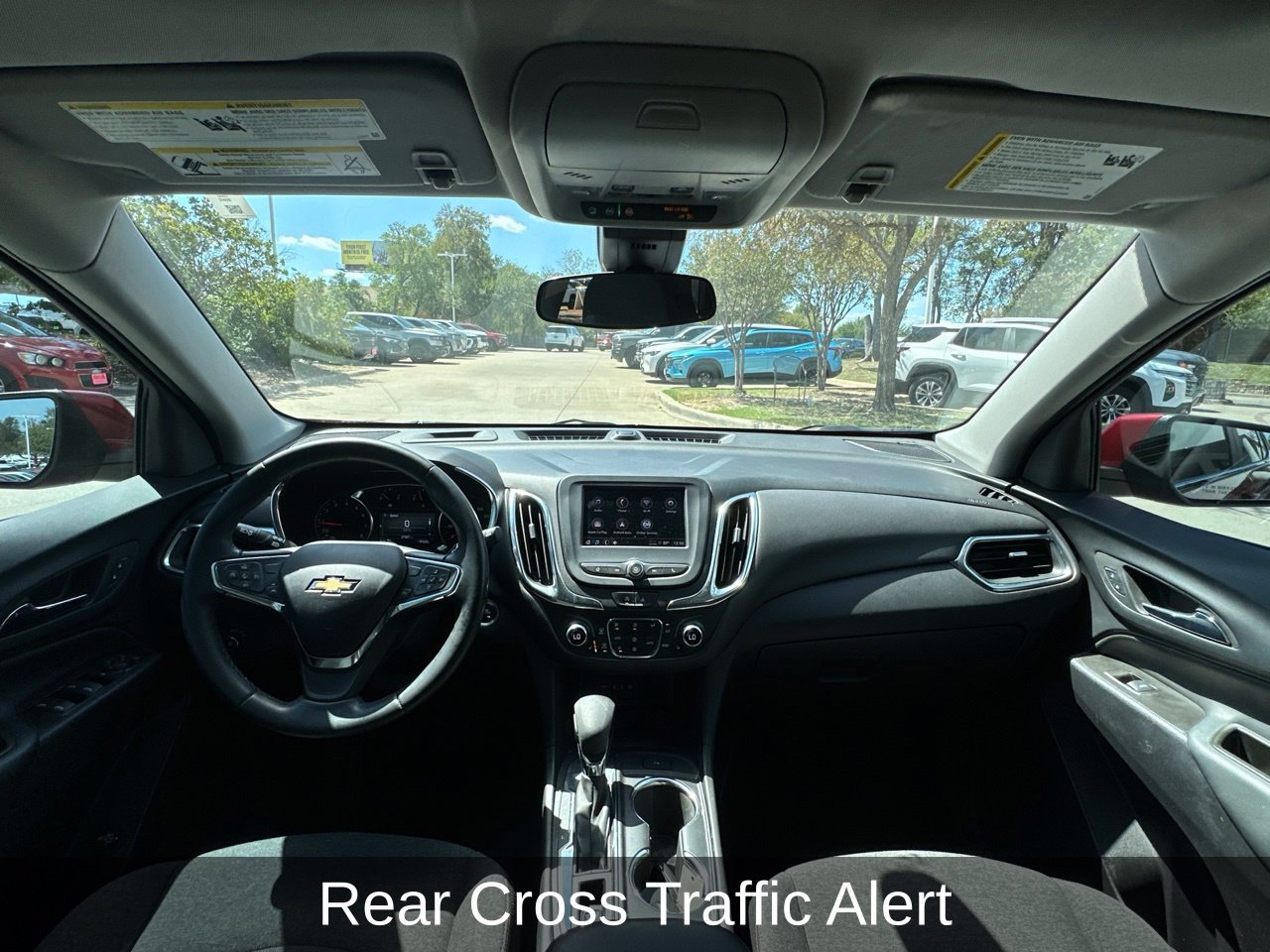 Used 2023 Chevrolet Equinox LT FWD image 12