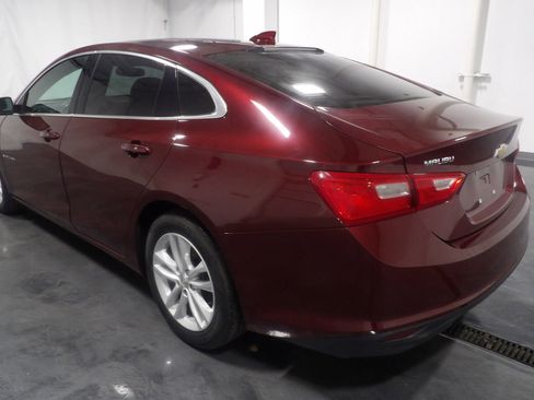 Used 2016 Chevrolet Malibu LT FWD image 6