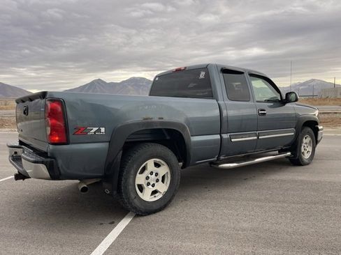 Used 2006 Chevrolet Silverado 1500 LT w/ Light Duty Power Package image 5