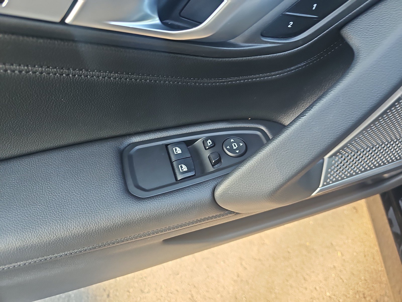 Used 2024 BMW Z4 sDrive30i w/ Premium Package RWD image 12