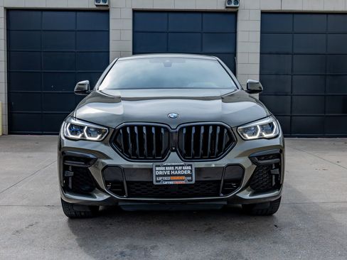 Used 2022 BMW X6 M50i w/ Executive Package AWD/4WD image 2