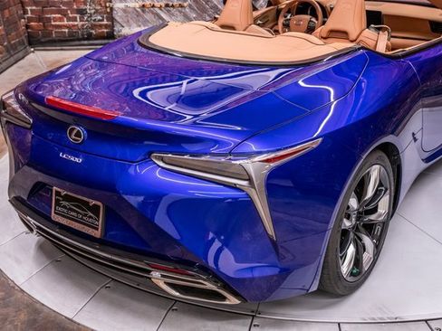 Used 2024 Lexus LC 500 Convertible image 12