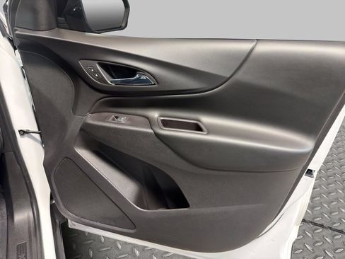 Used 2020 Chevrolet Equinox LT w/ Sport Edition AWD/4WD image 21