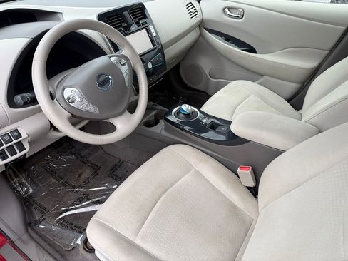 Used 2012 Nissan Leaf SL image 13