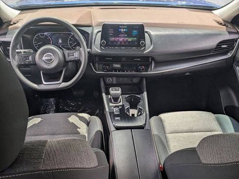 Used 2023 Nissan Rogue SV image 16