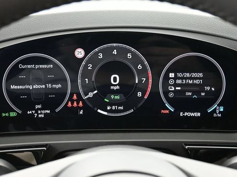 Certified 2026 Porsche Cayenne E-Hybrid AWD/4WD image 19