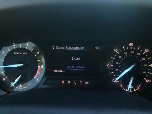 Used 2016 Ford Expedition XLT image 19