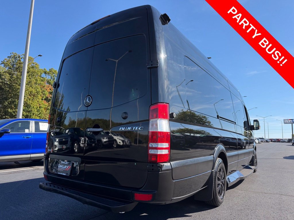 Used 2011 Mercedes-Benz Sprinter 2500 image 17
