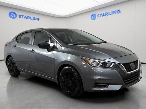 Used 2020 Nissan Versa S FWD image 13