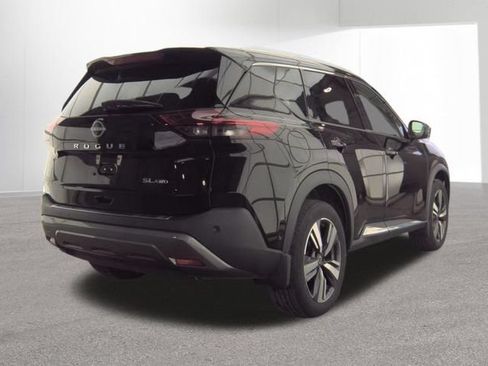 Used 2023 Nissan Rogue SL w/ SL Premium Package AWD/4WD image 2