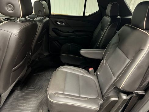 Certified 2023 Chevrolet Traverse Premier w/ Redline Edition image 24