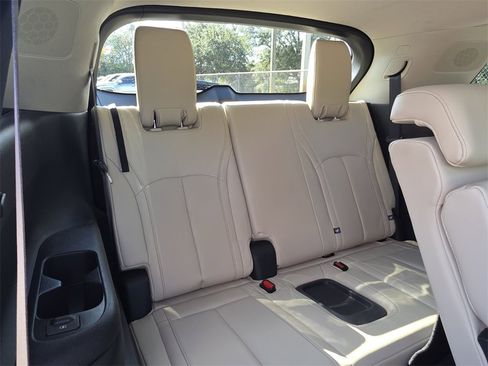 Used 2022 INFINITI QX60 Sensory w/ Cargo Package image 19