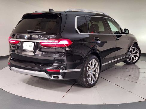 Used 2021 BMW X7 xDrive40i AWD/4WD image 2