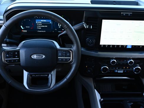 Used 2026 Ford F450 Platinum w/ Platinum Plus Package image 15