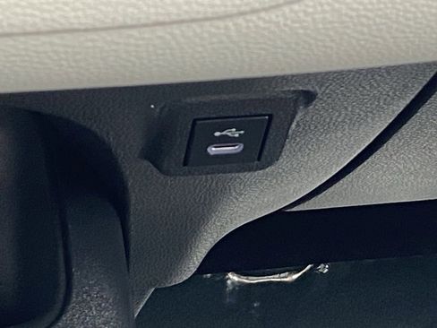 Certified 2025 Toyota Corolla LE image 28