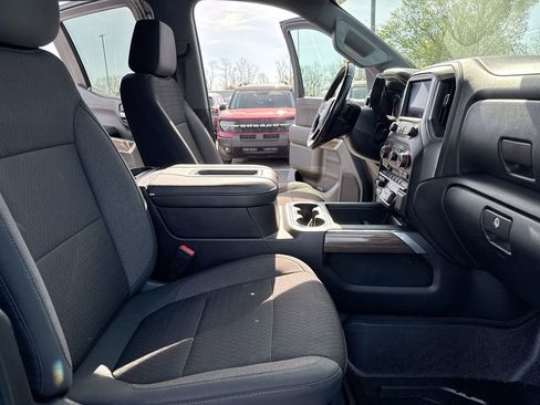Used 2019 Chevrolet Silverado 1500 RST AWD/4WD image 21