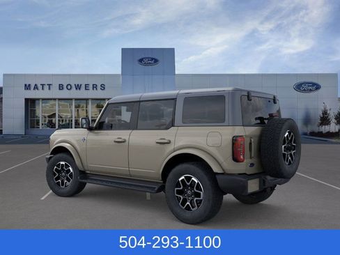 New 2025 Ford Bronco Outer Banks image 4