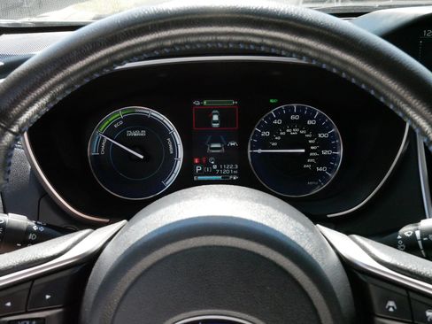 Used 2021 Subaru Crosstrek Hybrid w/ Moonroof Package w/Navigation AWD/4WD image 21