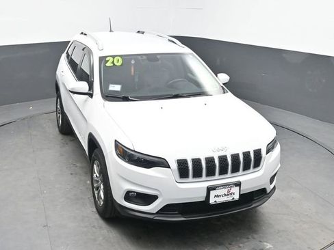 Used 2020 Jeep Cherokee Latitude Plus image 22