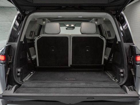 Used 2023 Rivian R1S Adventure image 33