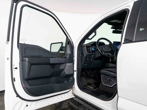 Used 2022 Ford F150 Lightning Lariat w/ Equipment Group 511A High image 8