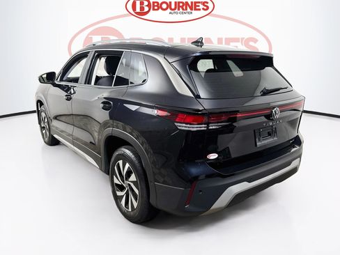 Used 2025 Volkswagen Tiguan S AWD/4WD image 7