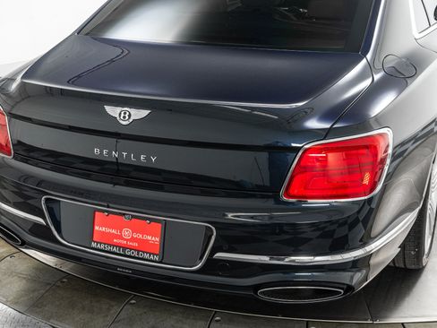 Used 2026 Bentley Flying Spur Plug-In Hybrid AWD/4WD image 38