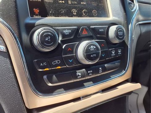 Used 2015 Jeep Grand Cherokee Limited AWD/4WD image 19
